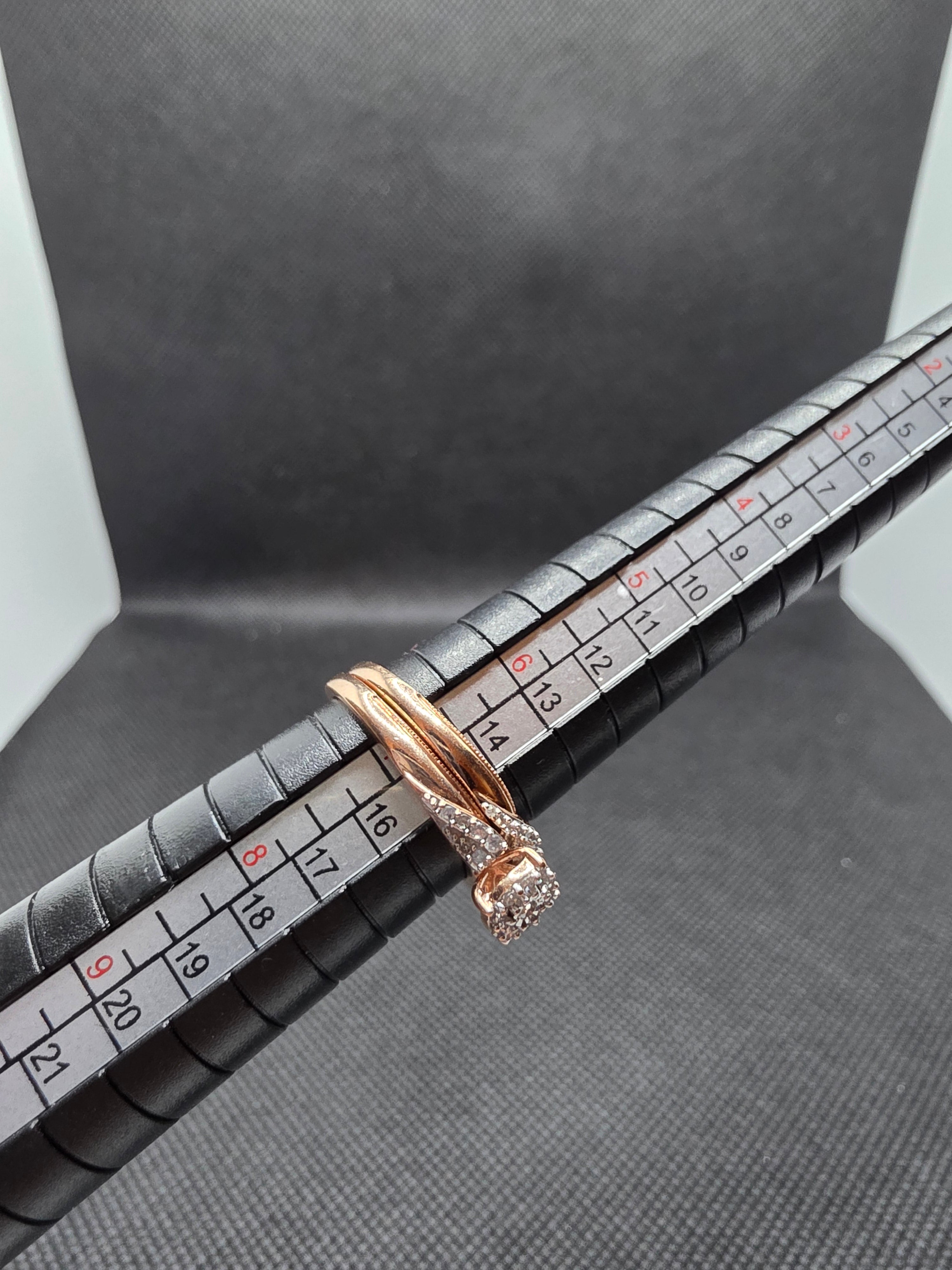 Anillo oro rosa 10K compromiso