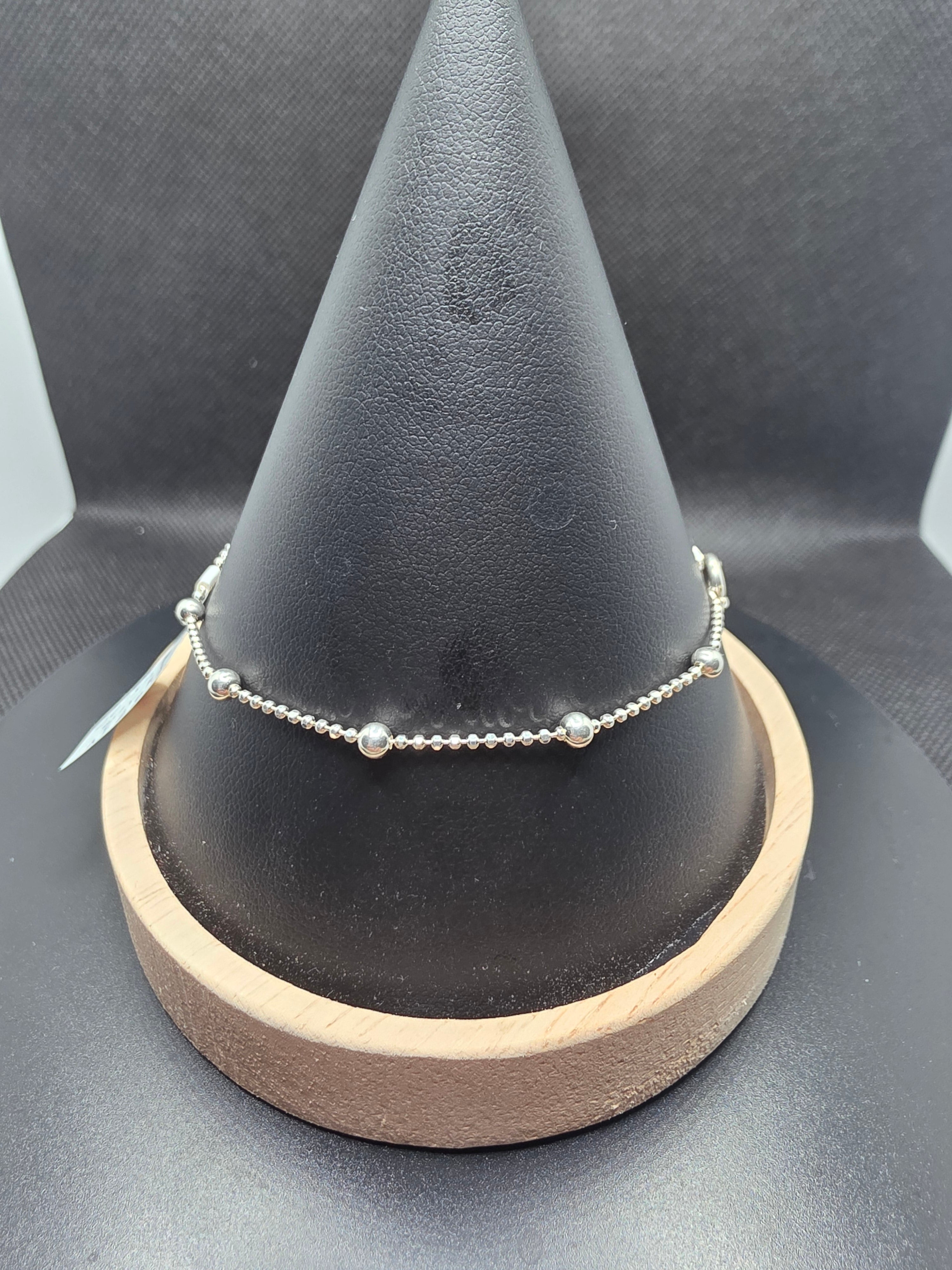 Pulsera tipo satelite