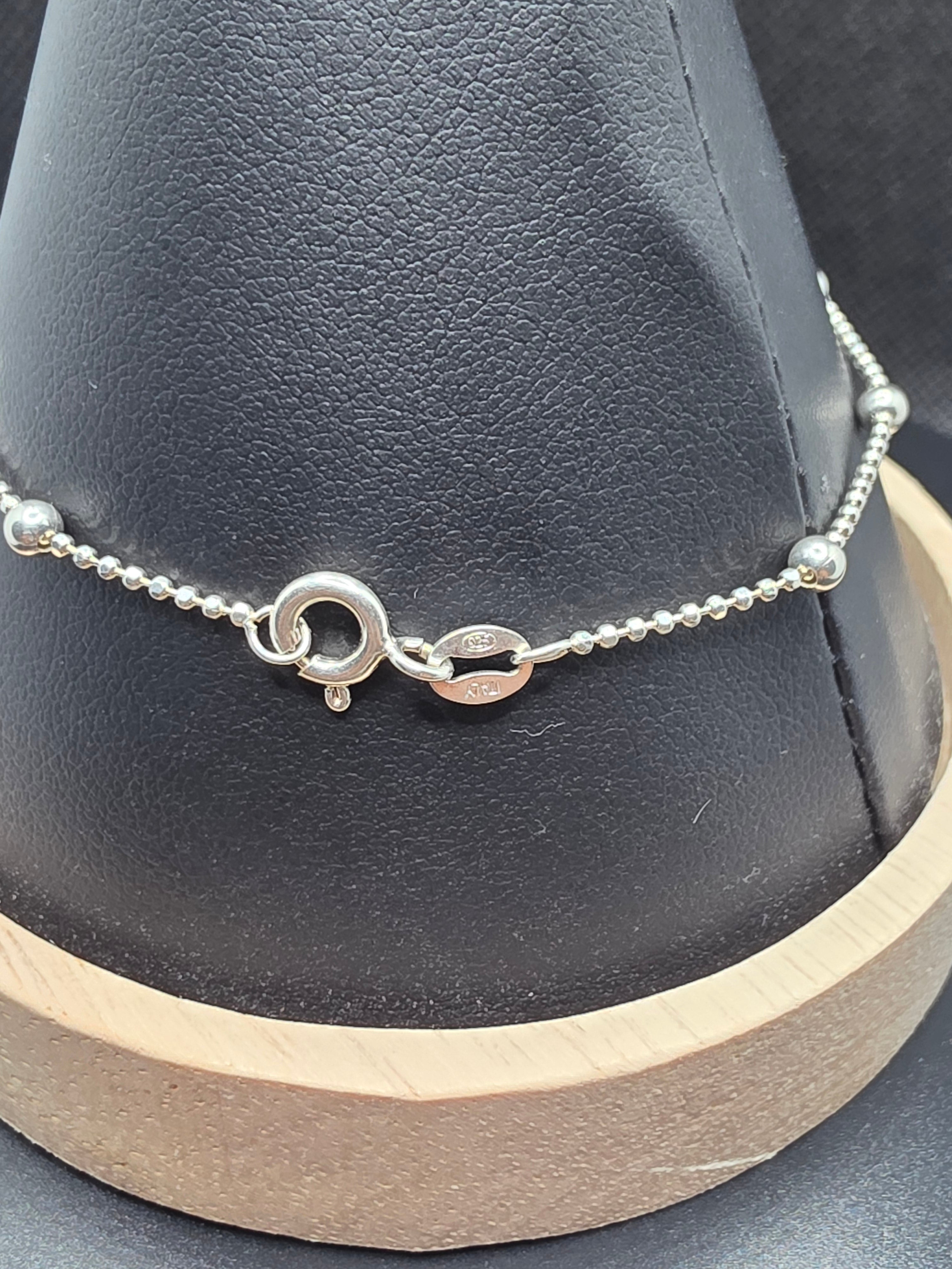 Pulsera tipo satelite