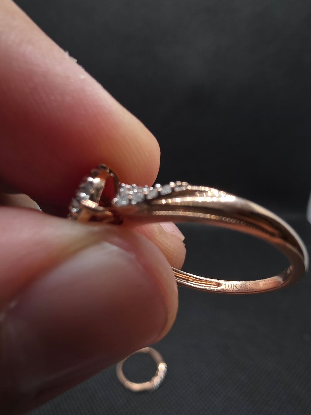 Anillo oro rosa 10K compromiso