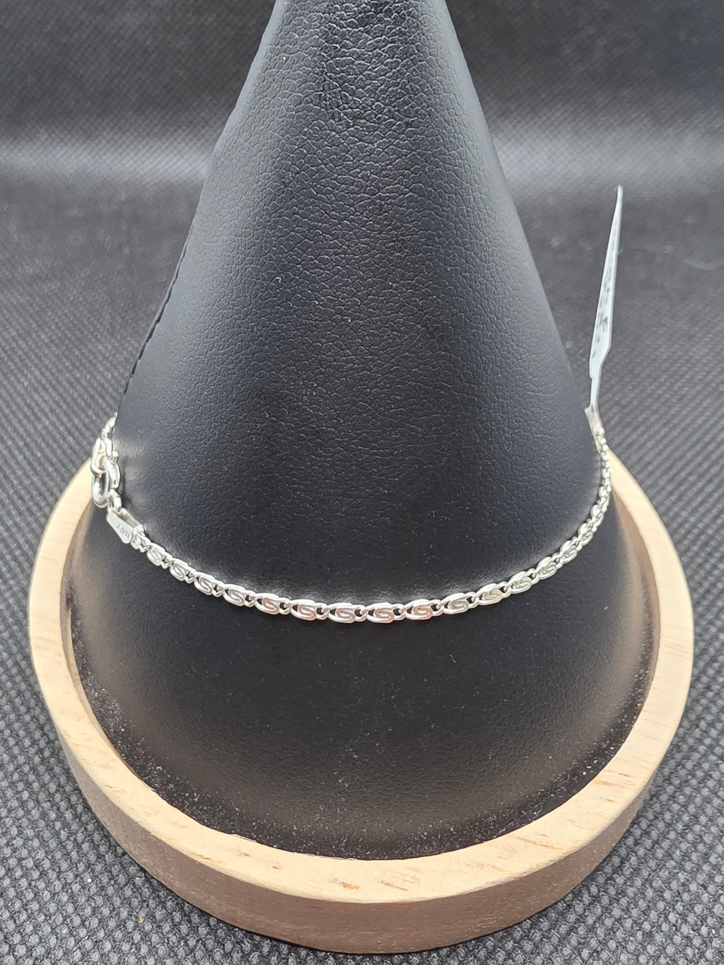 Pulsera tipo ancla.