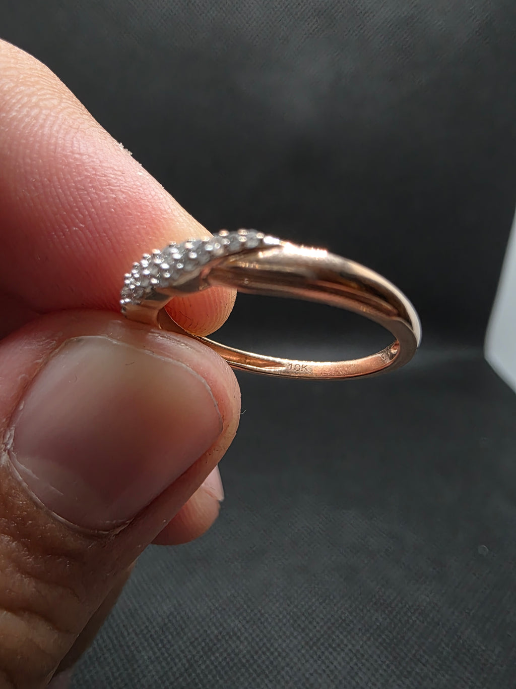 Anillo oro rosa 10K compromiso