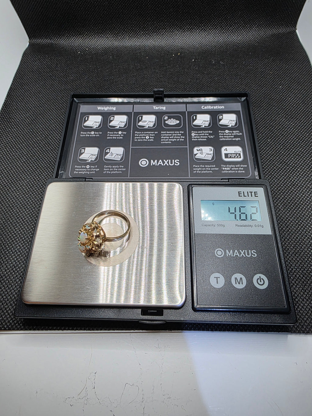 Anillo ópalo oro 14K